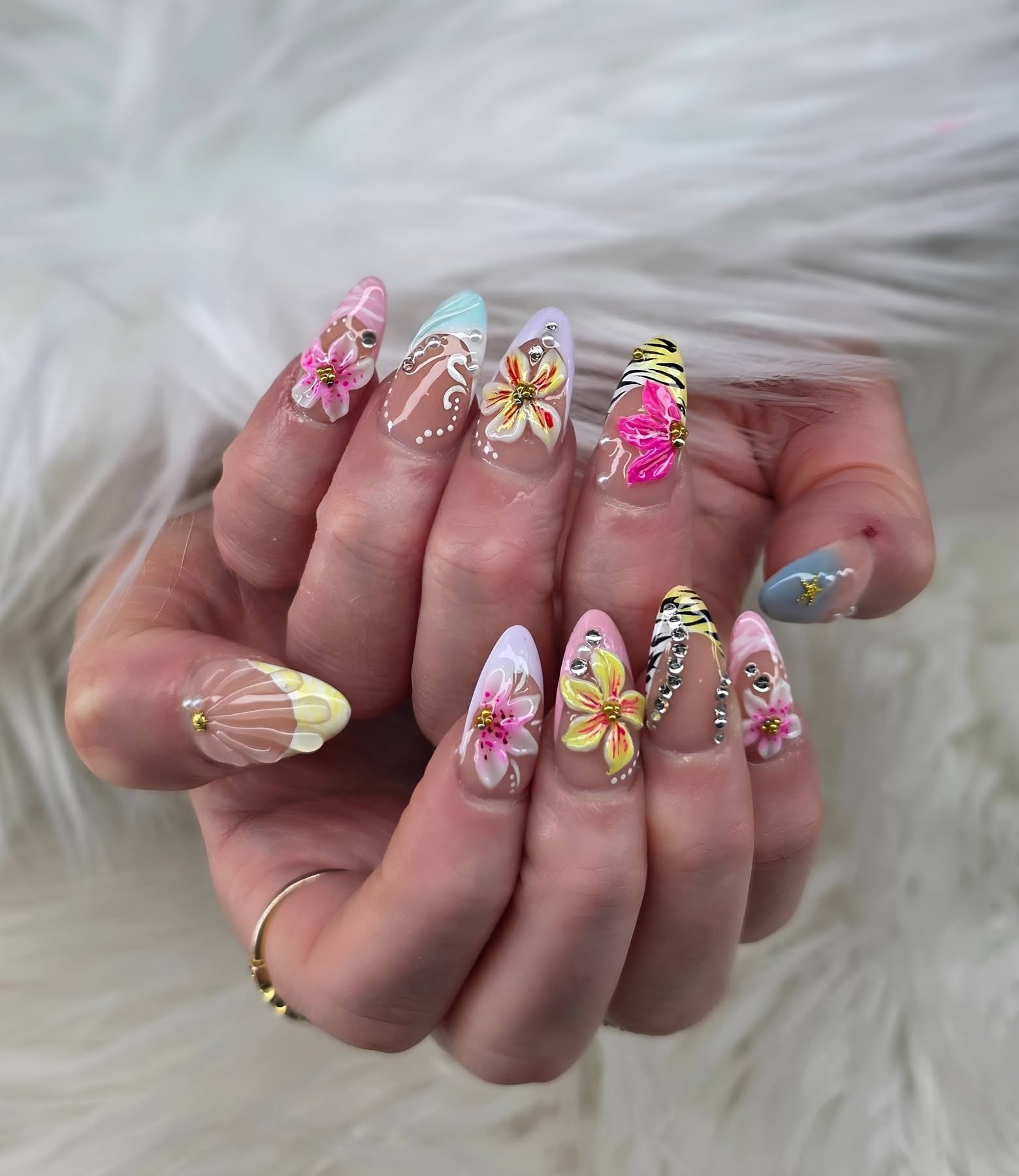 Nail Talk and Spa nail photo 3